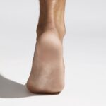 کرم پا ترمیم کننده و رفع ترک Feet Up اوریفلیم