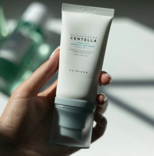 ضدآفتاب سنتلا SKIN1004 مدل هیالو سیکا (CENTELLA Hyalu-Cica)