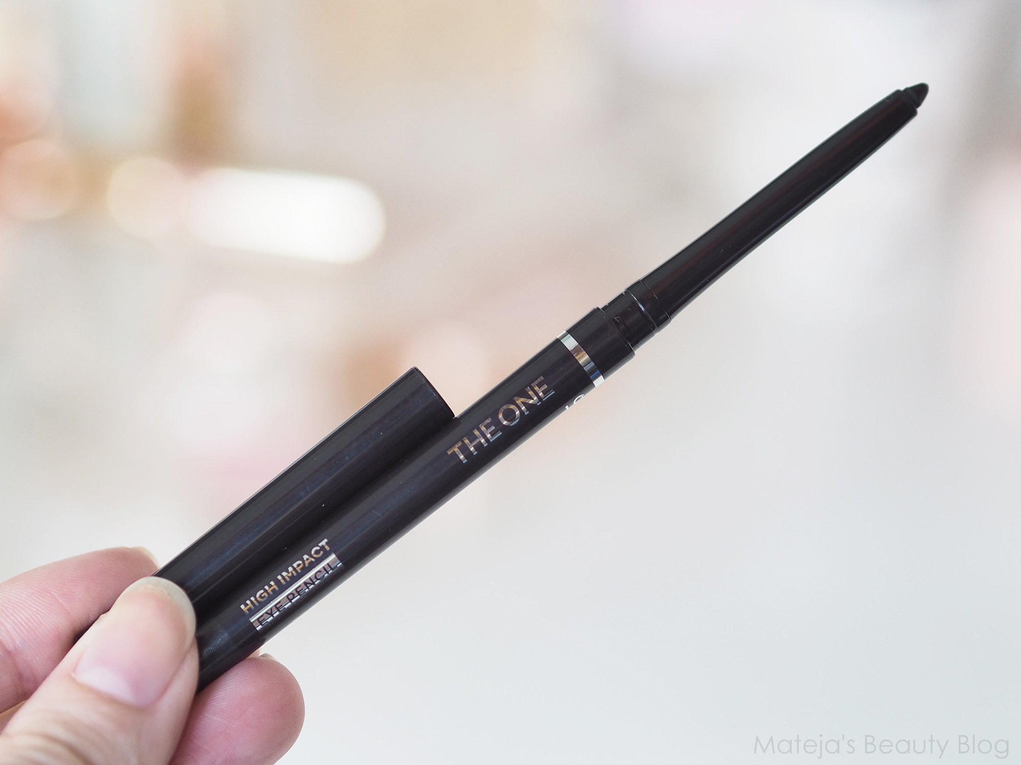 مداد چشم پیچی اوریفلیم THE ONE High Impact Oriflame مداد چشم پیچی اوریفلیم THE ONE High Impact Oriflame