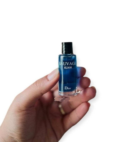 عطر مردانه مینیاتوری دیور ساواج الکسیر عطر مردانه مینیاتوری دیور ساواج الکسیر